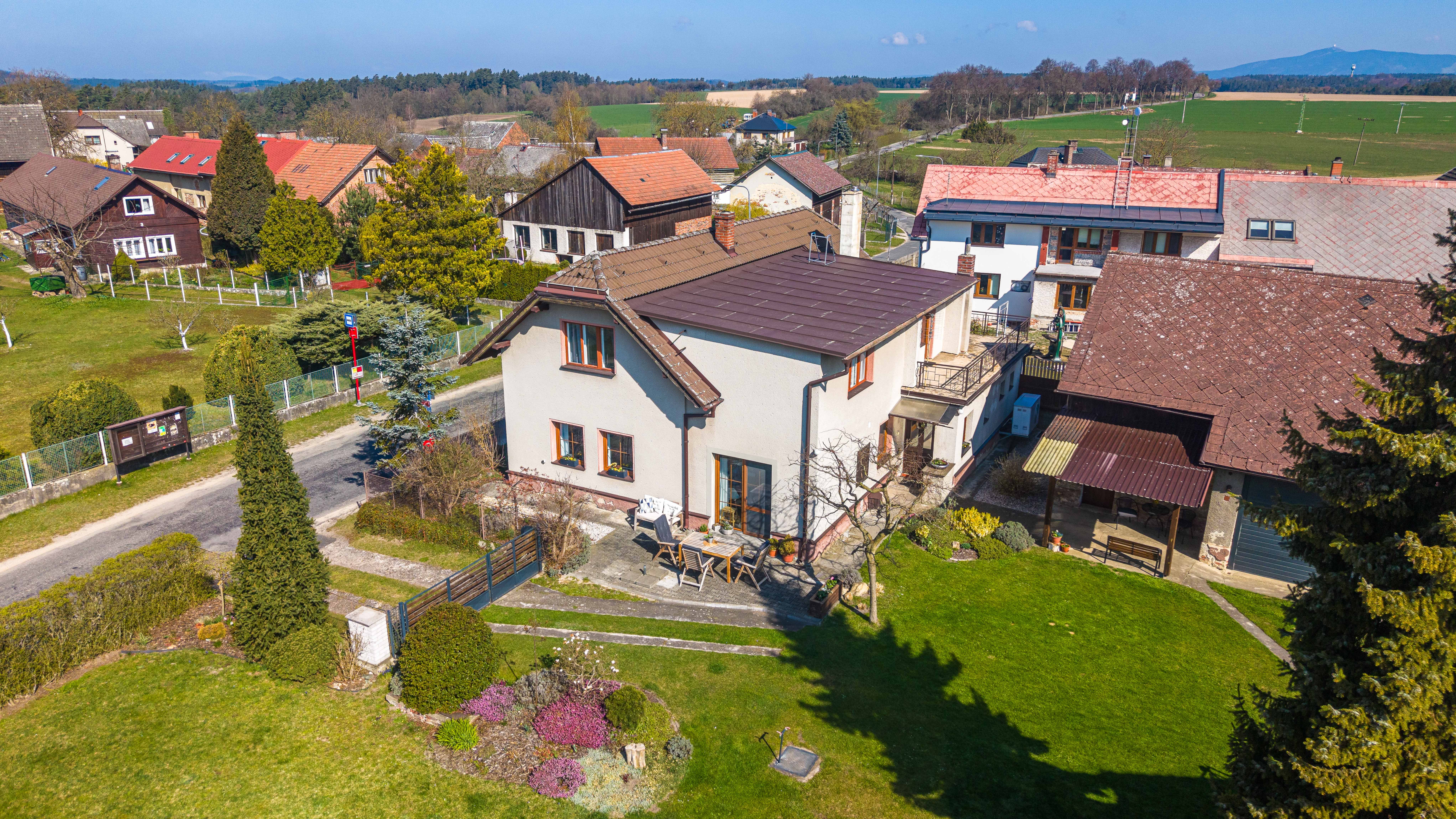  Prodej domu 280 m² s pozemkem 1 314 m²  Chocnějovice - Ouč, okres Mladá Boleslav 